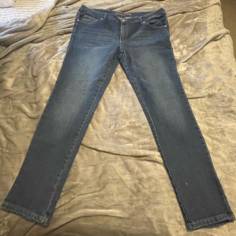 20, Rosy Loves, with back pocket detail, blue jeans